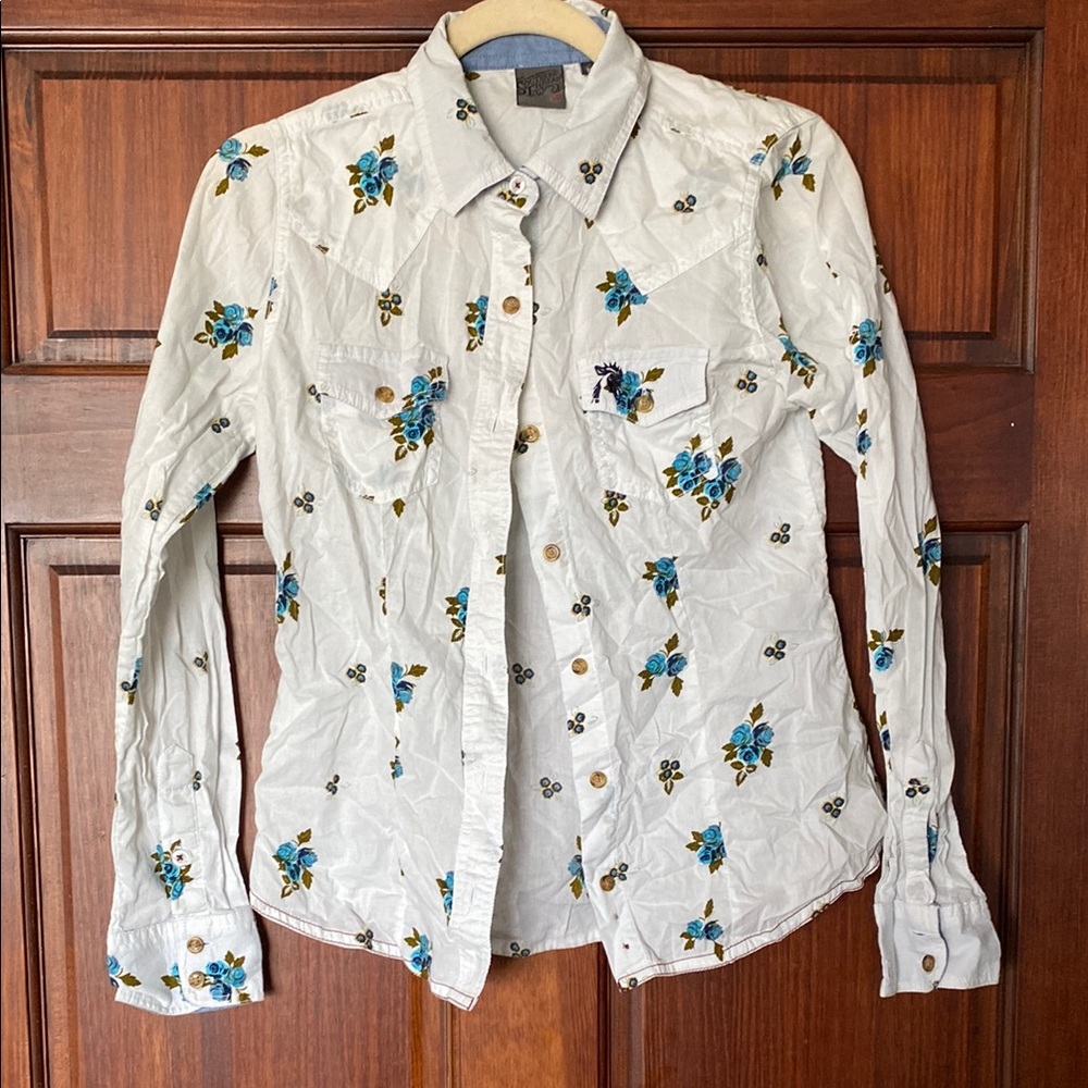 Southern Thread Floral Button-Up Shirt
